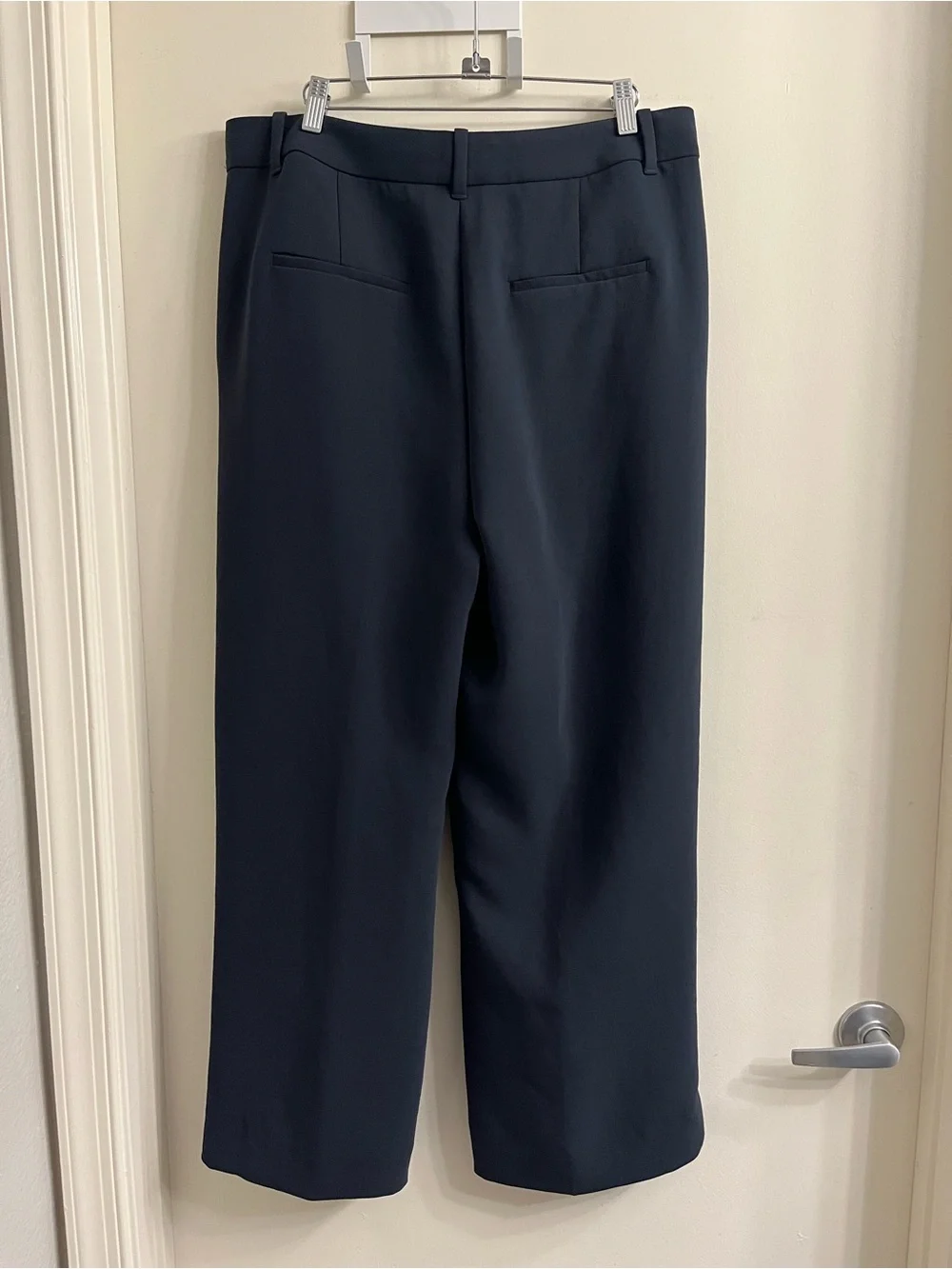 Aritzia effortless pant